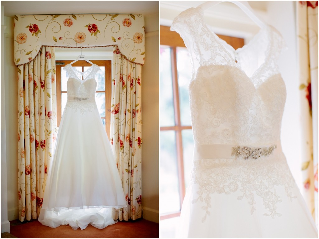 Amaryllis-lace-wedding-dress